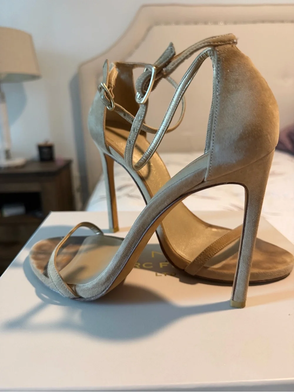 Stuart Weitzman Heels - Nudist tan suede